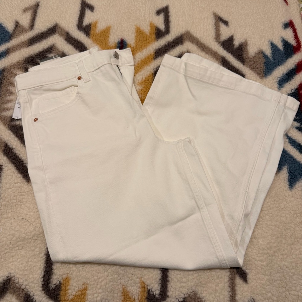 NWT Gap high rise Stride Ankle Jeans in White